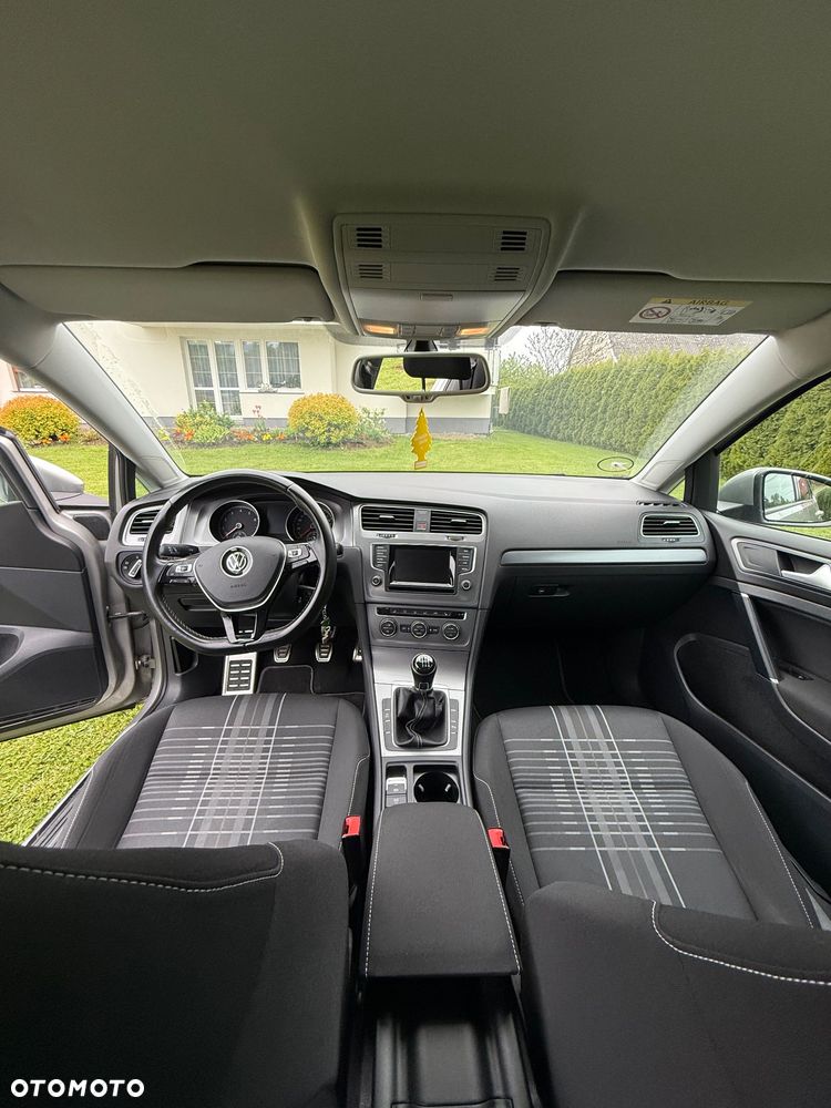 Volkswagen Golf 1.4 TSI BMT Comfortline - 3