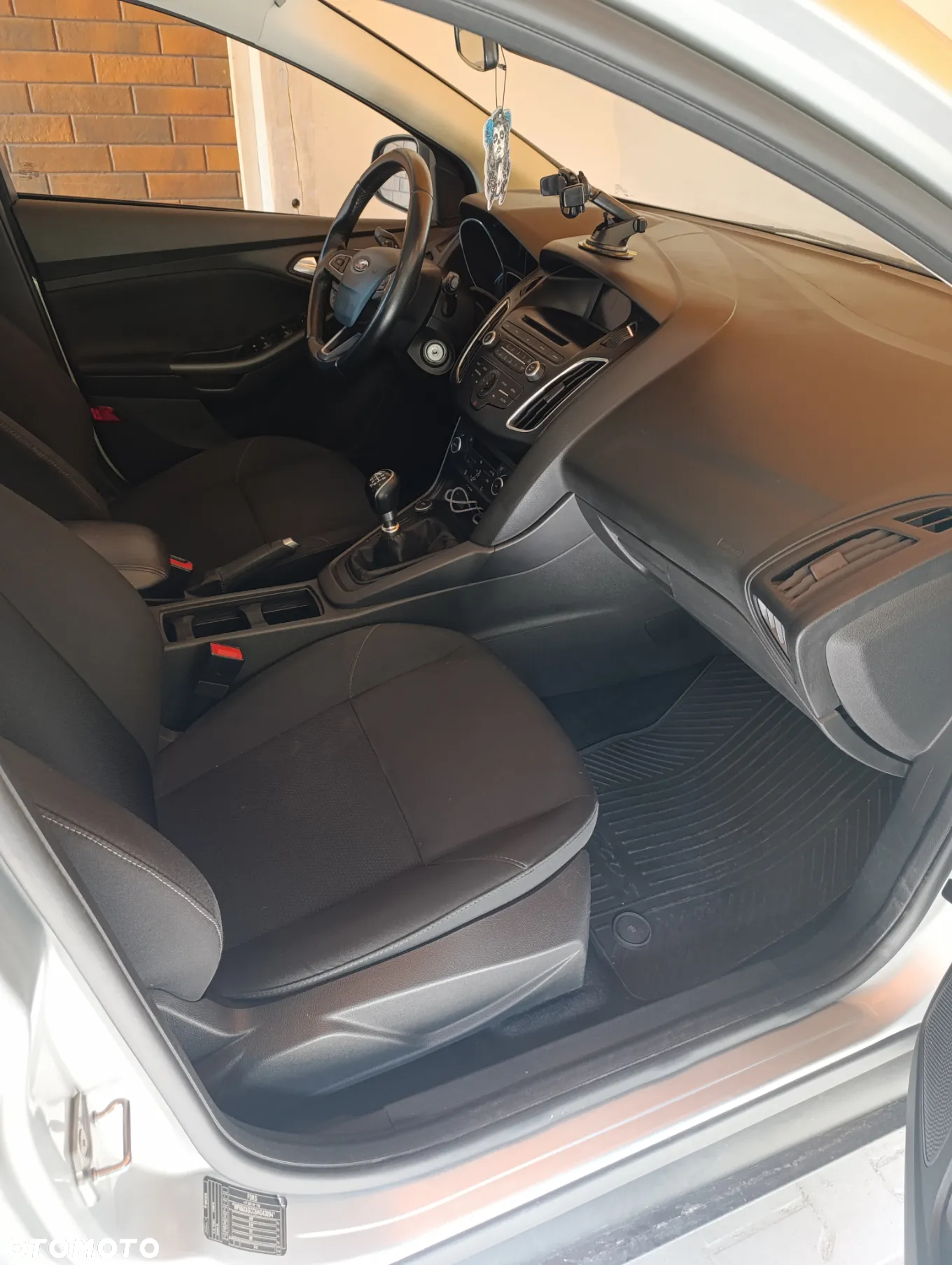 Ford Focus 1.5 TDCi SYNC Edition - 12