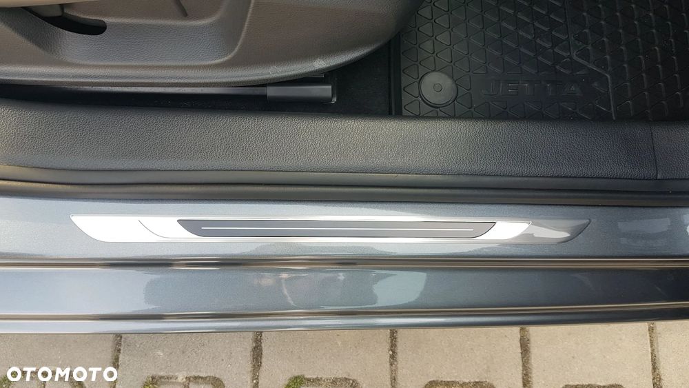 Volkswagen Jetta 1.4 TSI BMT Highline - 16