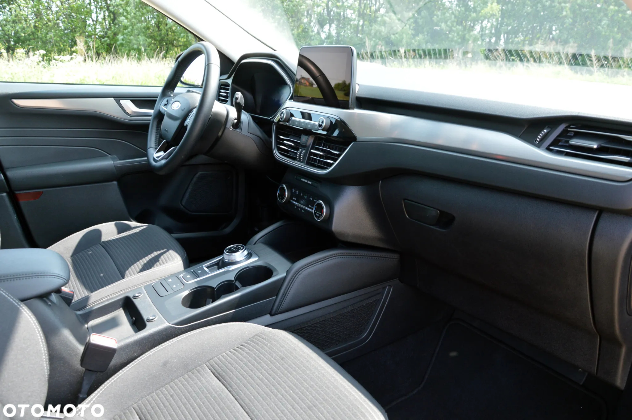 Ford Kuga 2.5 Duratec FHEV TITANIUM - 13