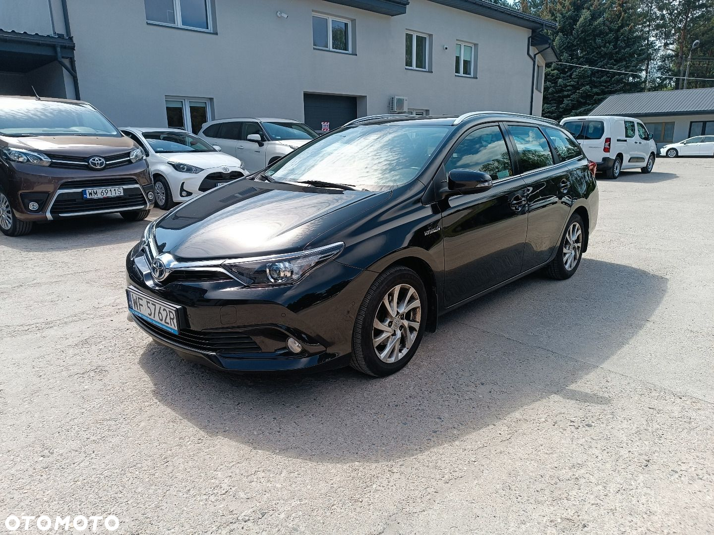 Toyota Auris - 2