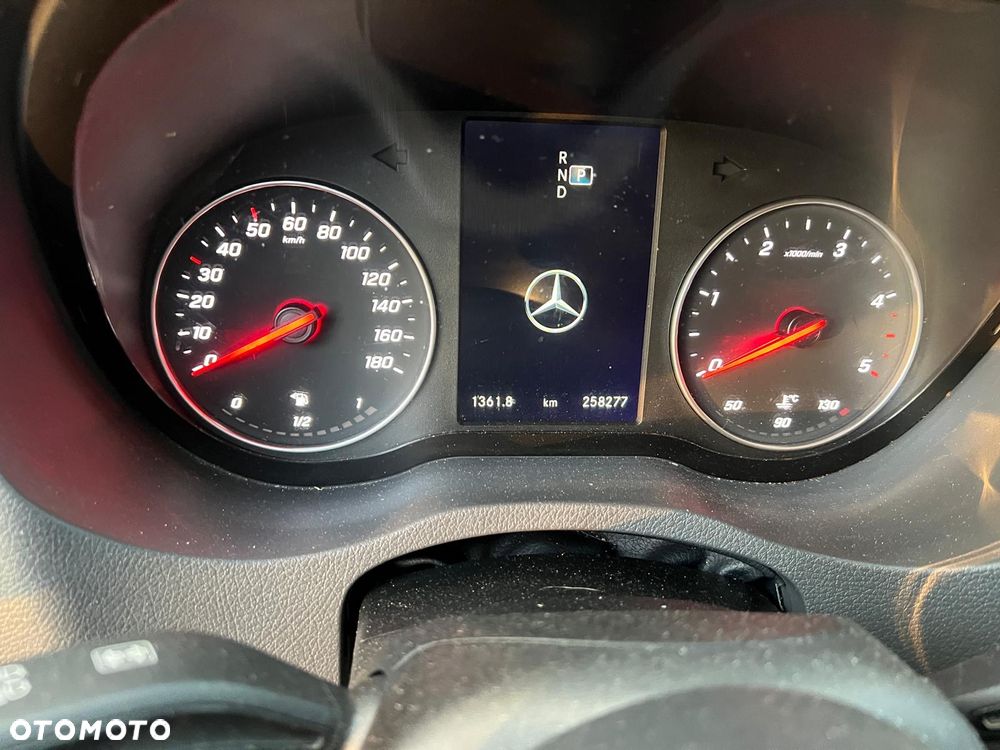 Mercedes-Benz Sprinter 319 V6 - 26