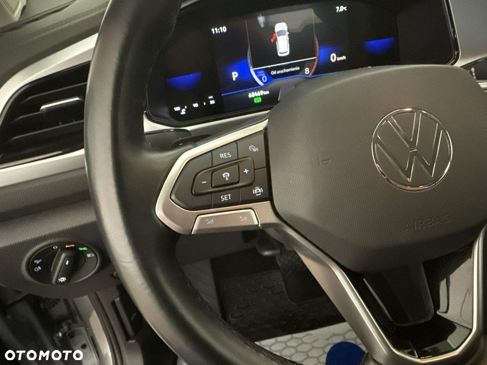 Volkswagen T-Roc - 25