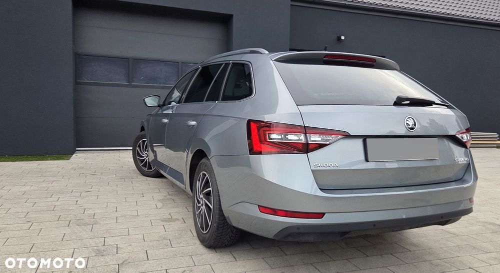 Skoda Superb 1.8 TSI Ambition - 4
