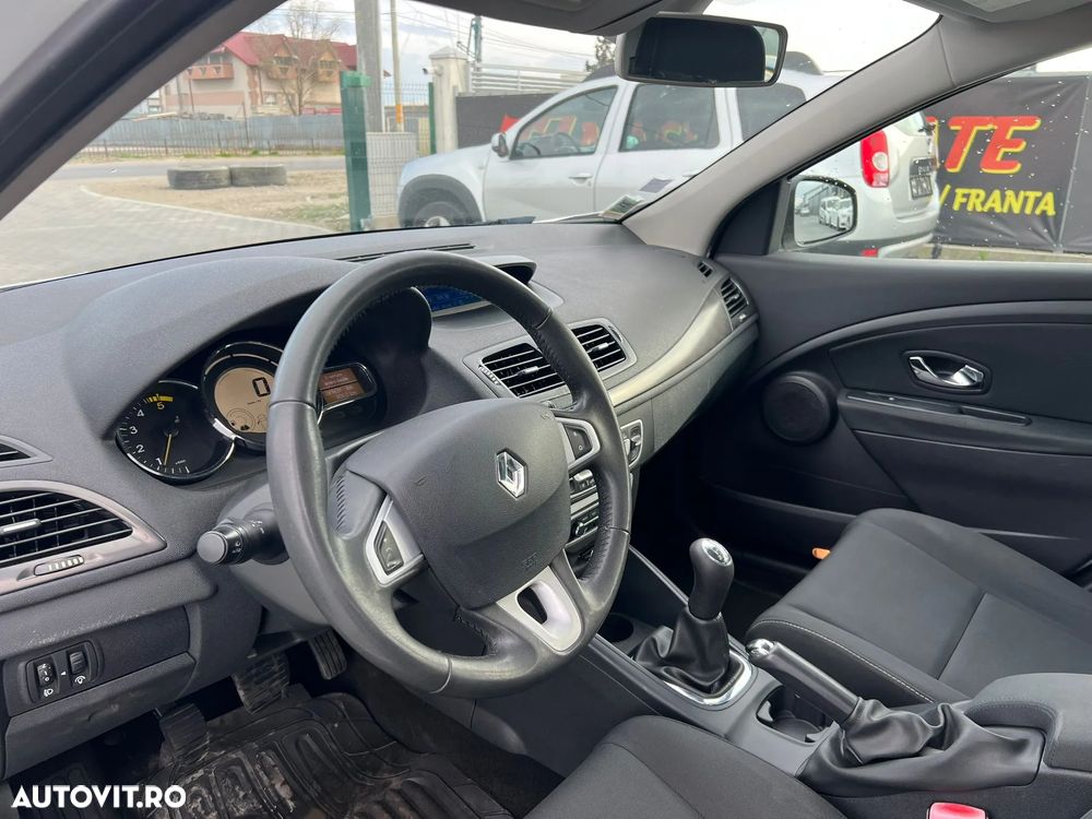 Renault Megane 1.5 dCi Expression - 9