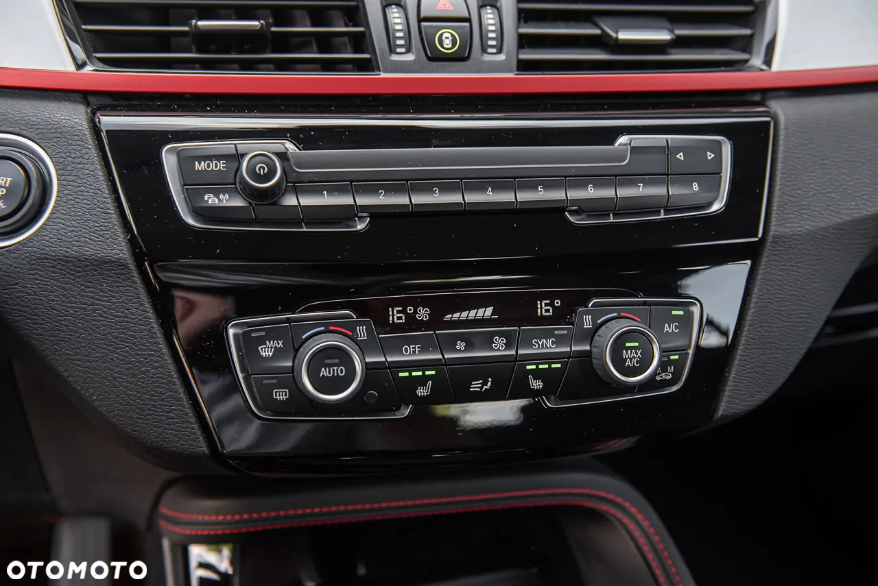 BMW X1 sDrive18d Sport Line - 25