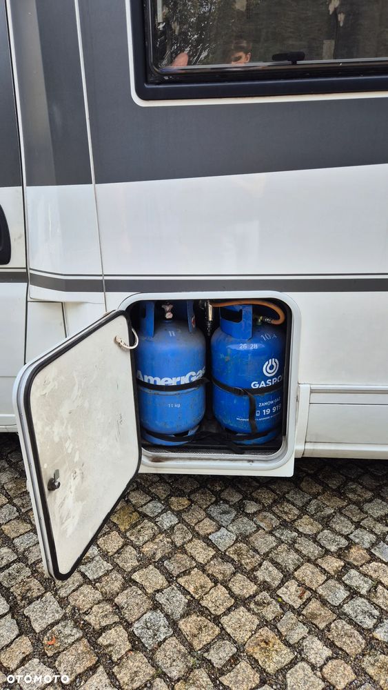 Adria Coral XL A 670 DK - 32