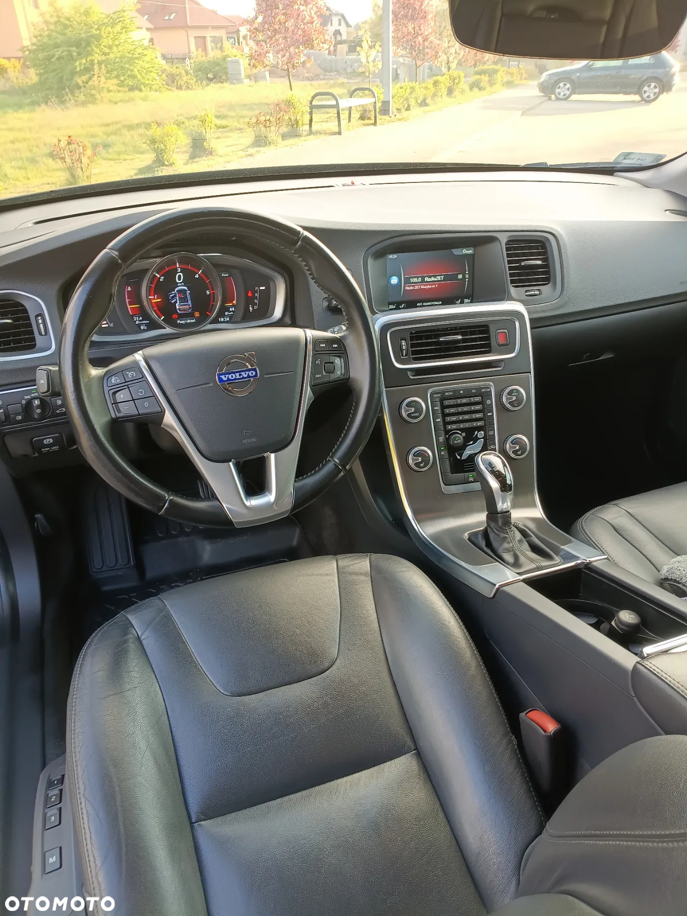 Volvo V60 D4 Drive-E Summum - 27