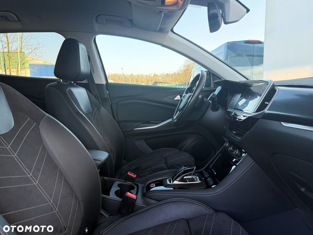 Opel Grandland 1.2 T GS Line S&S - 31