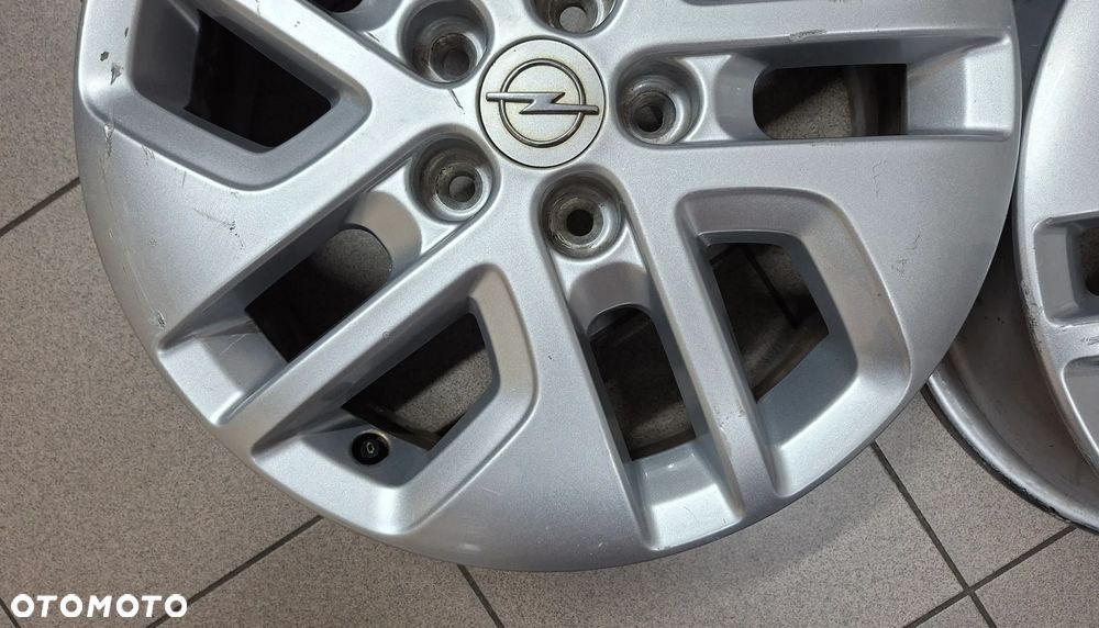 Felgi Aluminiowe 17 Renault Trafic III Opel Vivaro B 5x114.3 ET 50 - 3