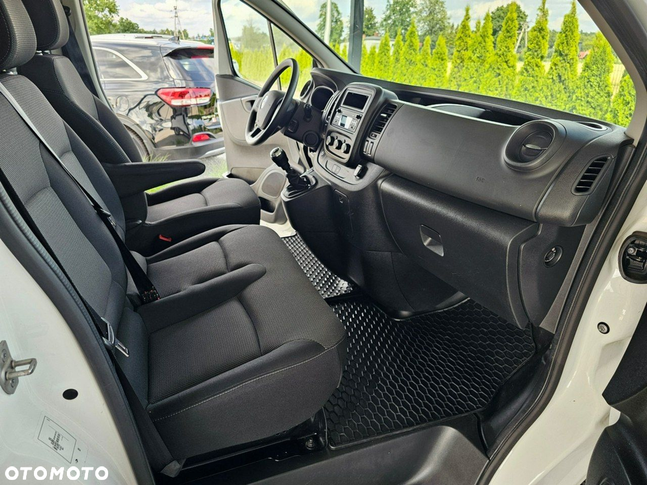 Renault Trafic - 20