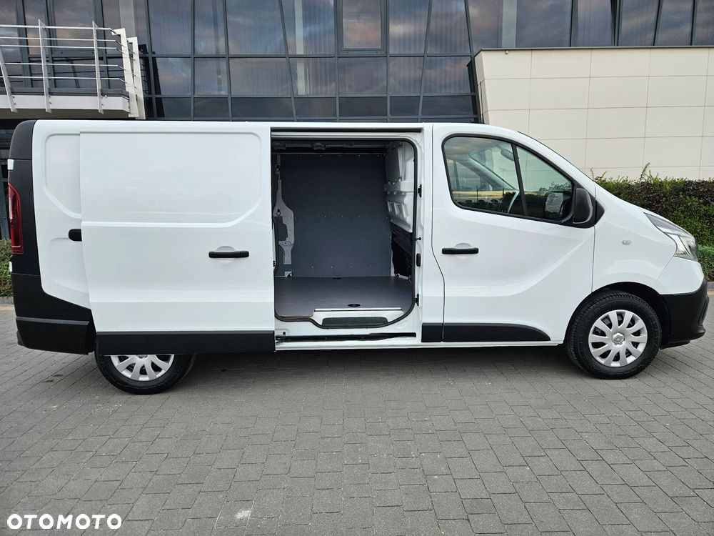 Renault Trafic - 13