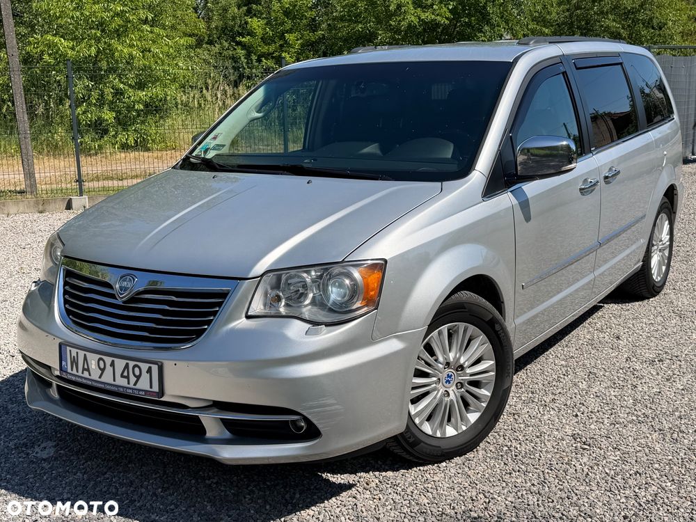 Lancia Voyager 2.8CRD Platinum - 23