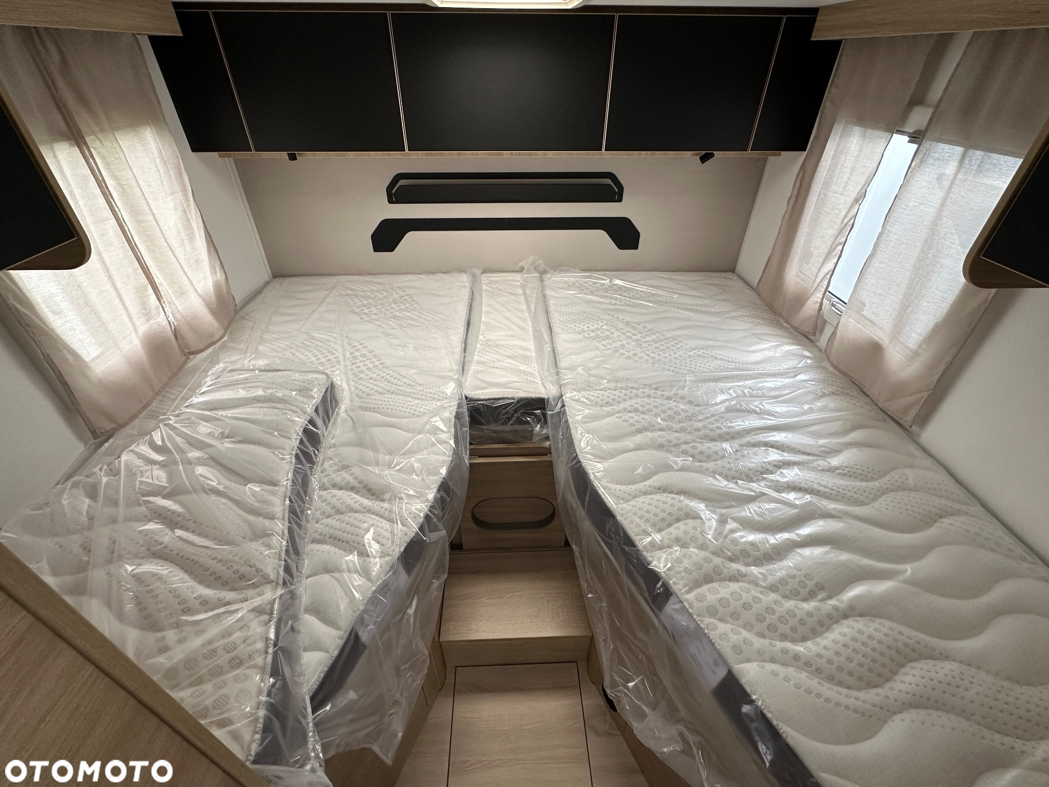 Ford CHAUSSON 777 ETAPE LINE - 25