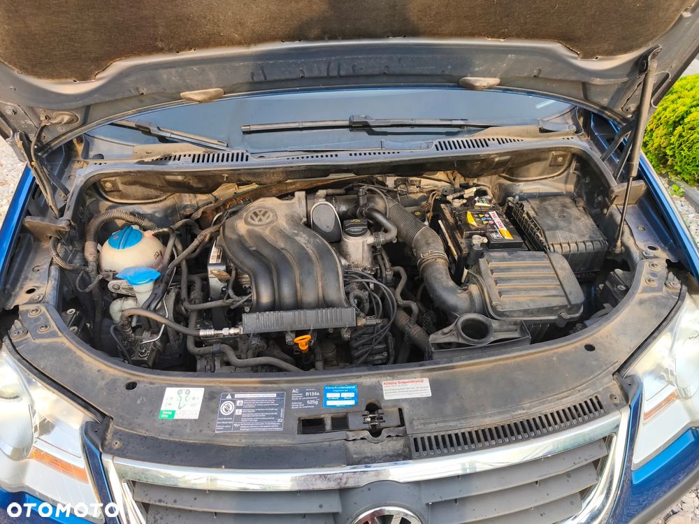 Volkswagen Touran - 11
