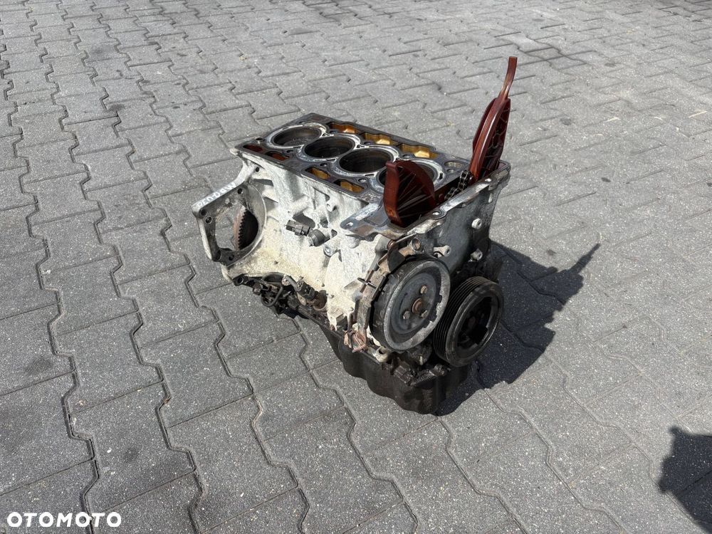 BLOK SILNIKA WAŁ TŁOKI 1.6 VTI 5FW EP6 PEUGEOT 308 0501L4 - 4
