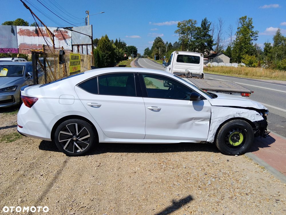 Skoda Octavia 2.0 TDI Sportline DSG - 17