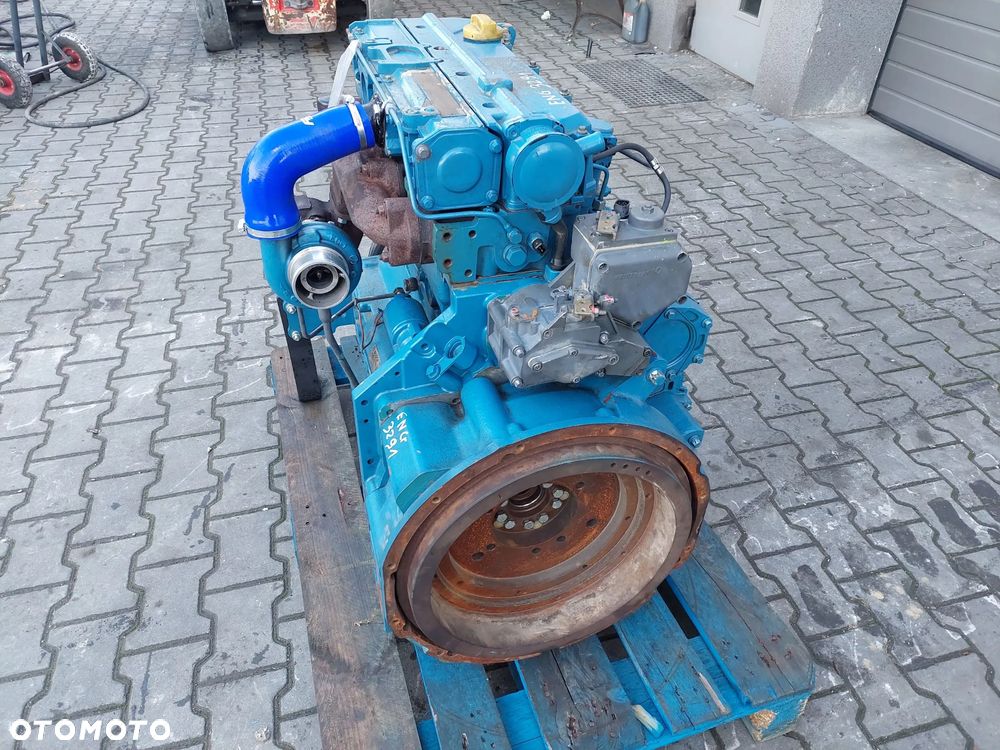 Silnik spalinowy DEUTZ BF4M1013 BF 4M 1013 Volvo Penta TD 520 GE 4-CYLINDROWY TURBO Atlas Liebherr Hamm - 9
