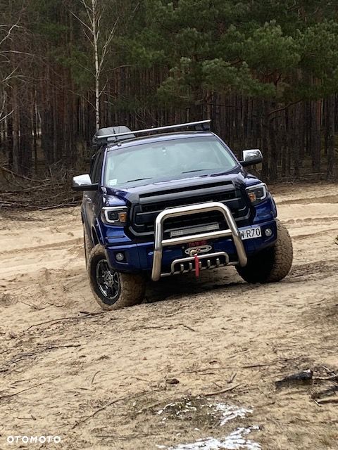 Toyota Tundra - 26