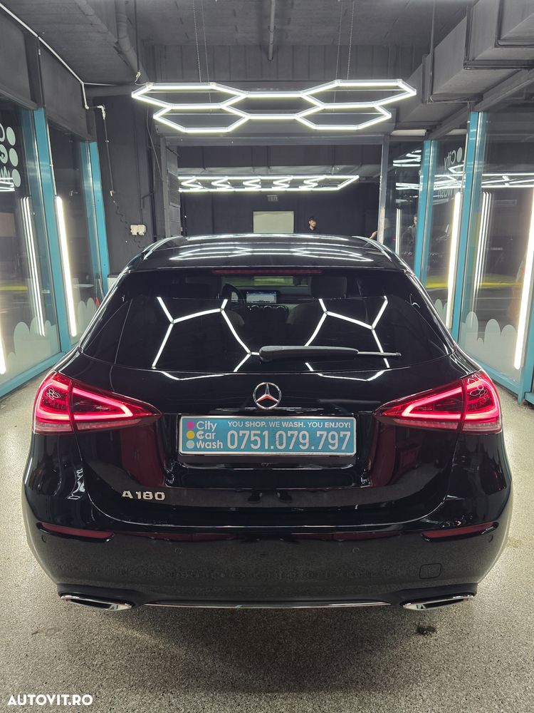 Mercedes-Benz A 180 7G-DCT Progressive - 13