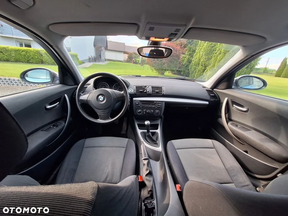 BMW Seria 1 - 27