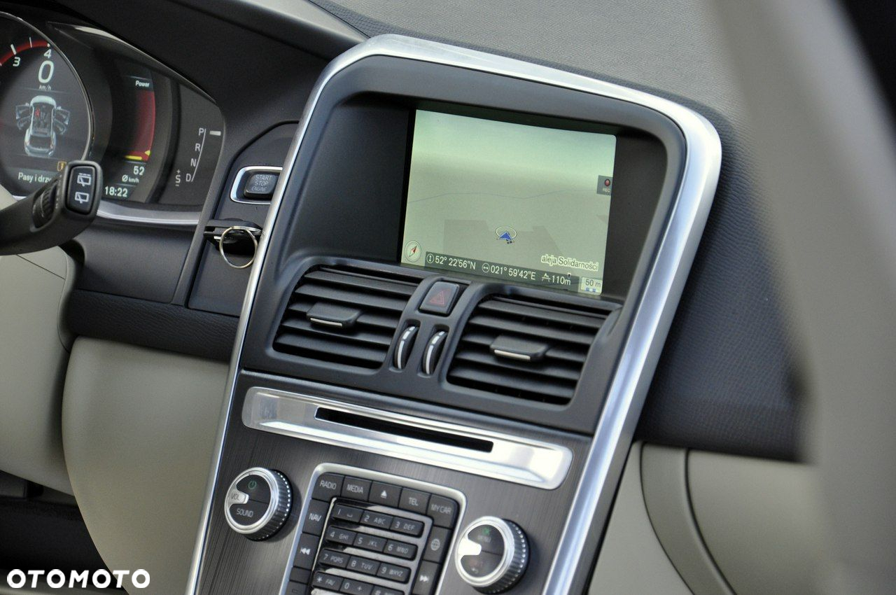 Volvo XC 60 T5 AWD Momentum - 39