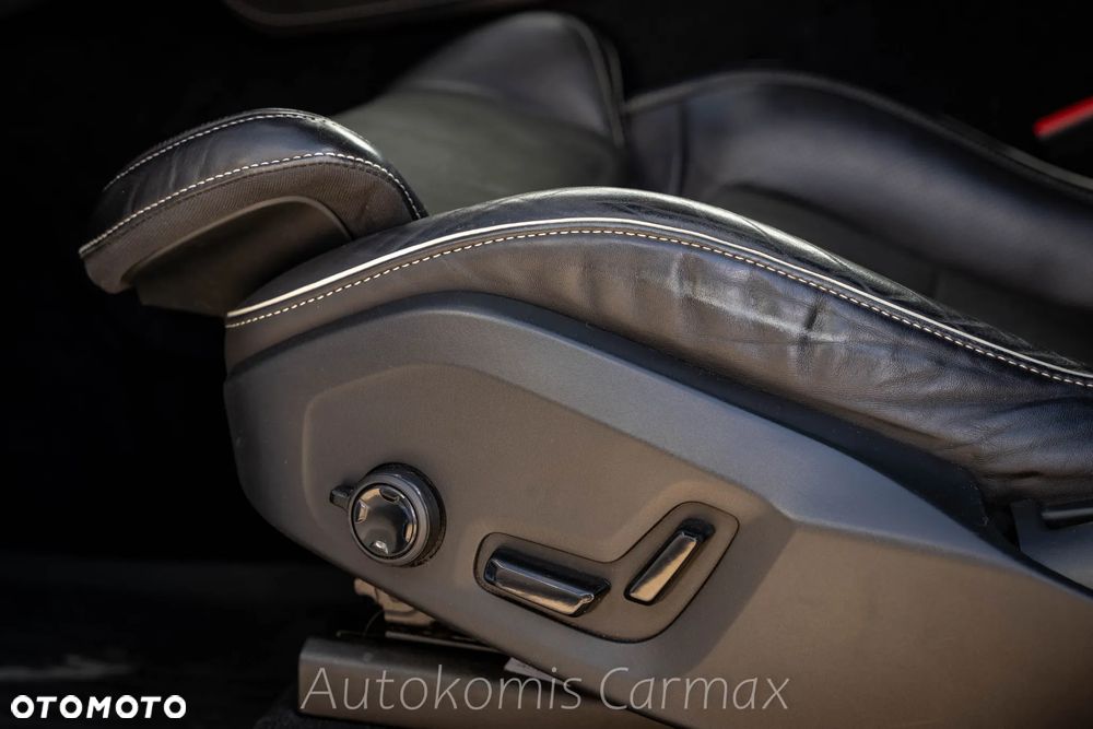 Volvo XC 90 T6 AWD R-Design 7os - 18