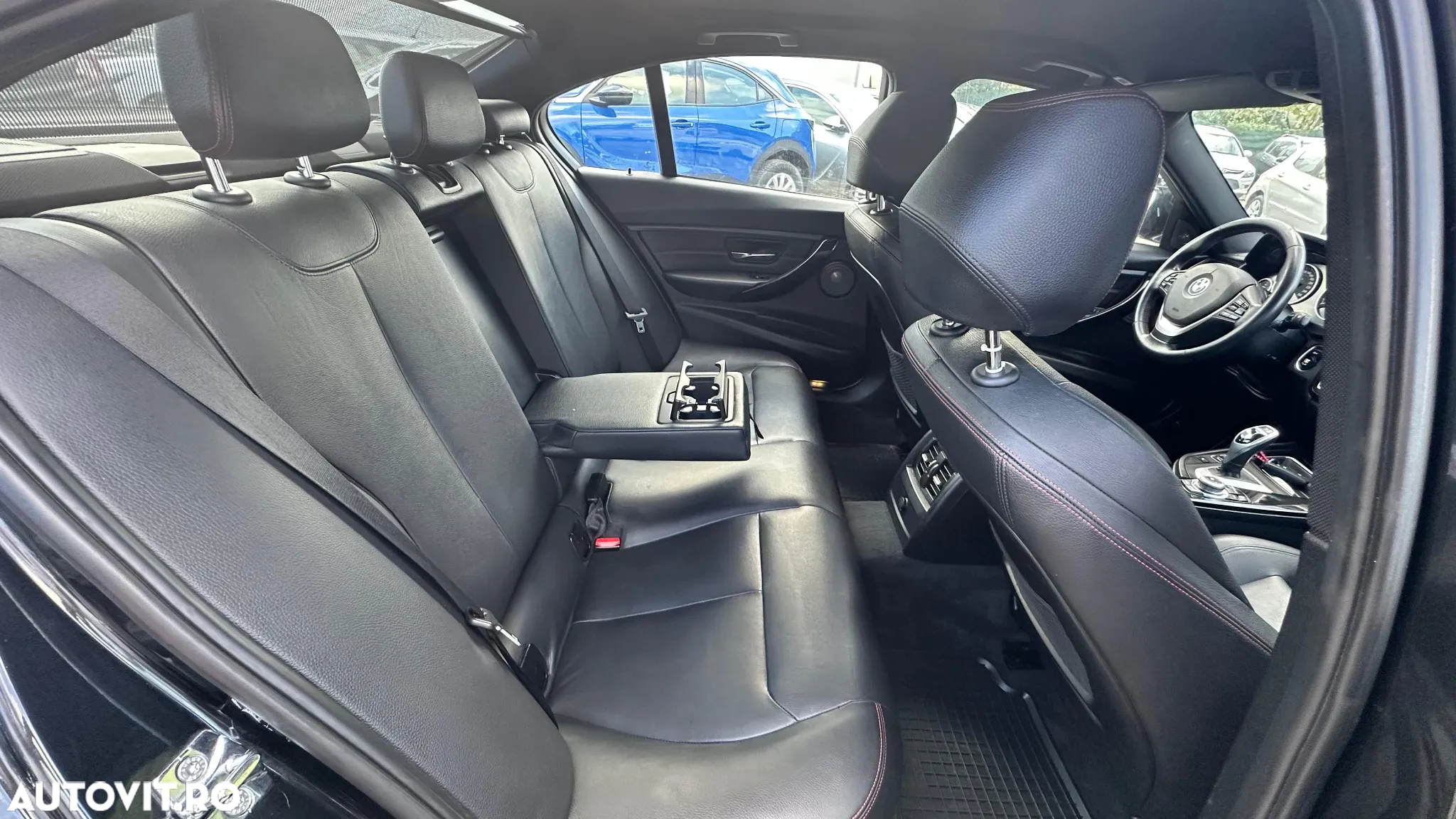 BMW Seria 3 - 32