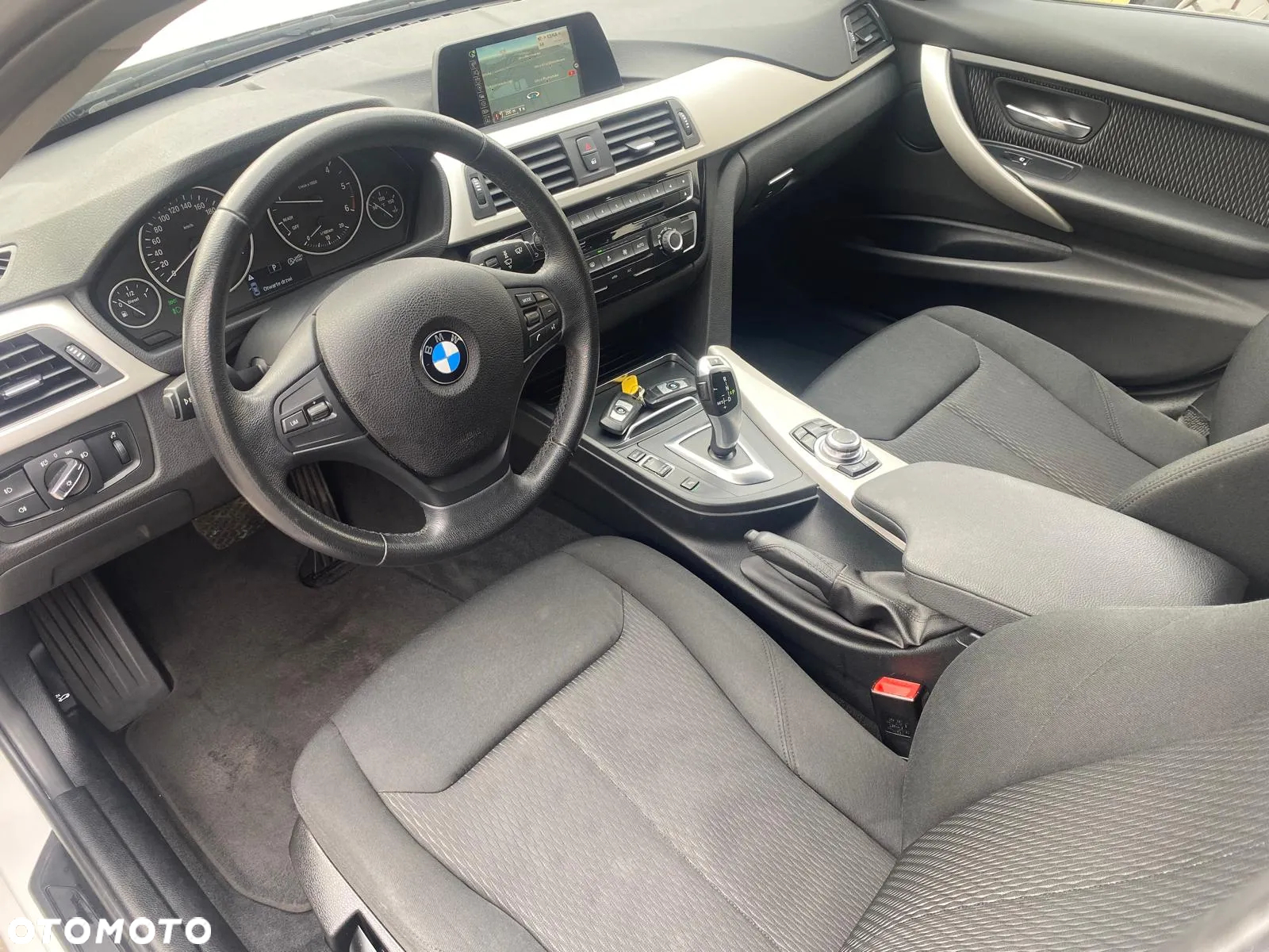 BMW Seria 3 320d Luxury Line - 23