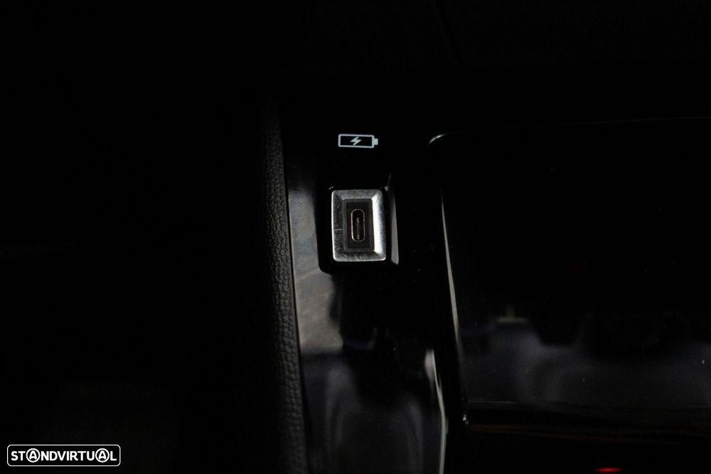 Peugeot e-208 50 kWh Allure - 22