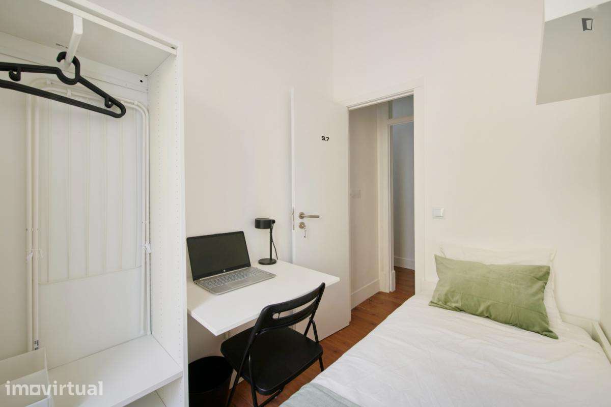 Quarto - localizado em Arroios Lisbon - Grande imagem: 4/17