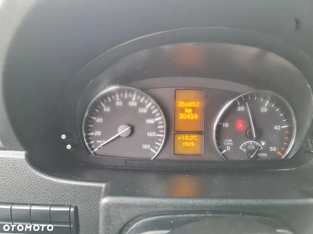 Mercedes-Benz Sprinter 216 BlueTEC 906.211 - 19