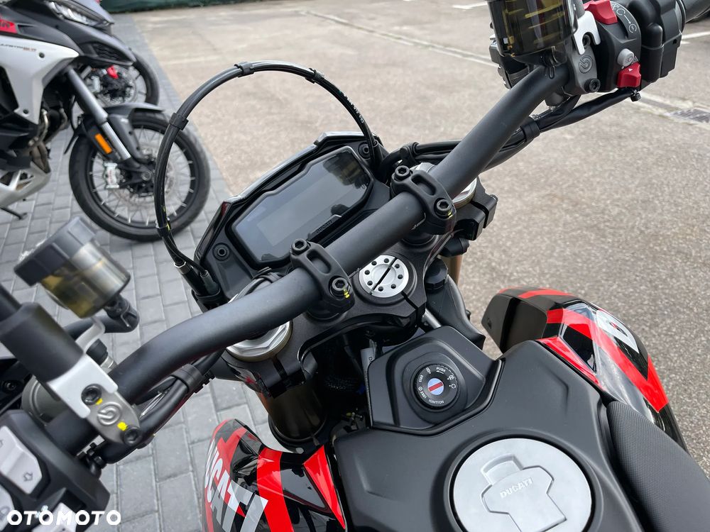 Ducati Hypermotard - 14