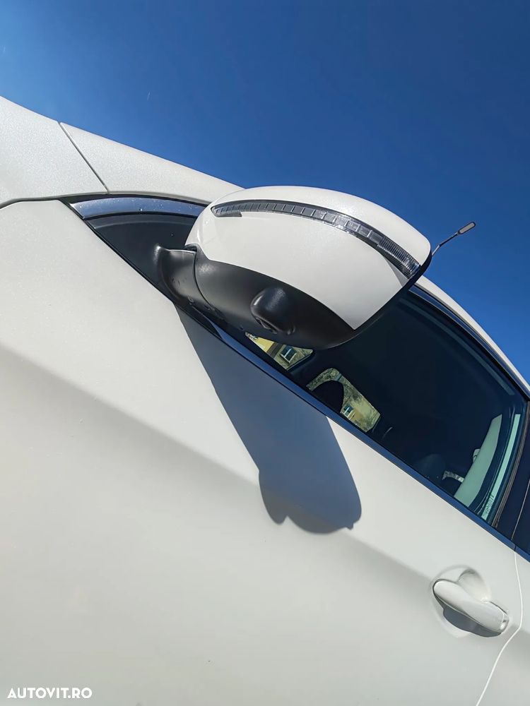 Nissan Qashqai 1.6 DCI Start/Stop X-TRONIC N-Connecta - 9