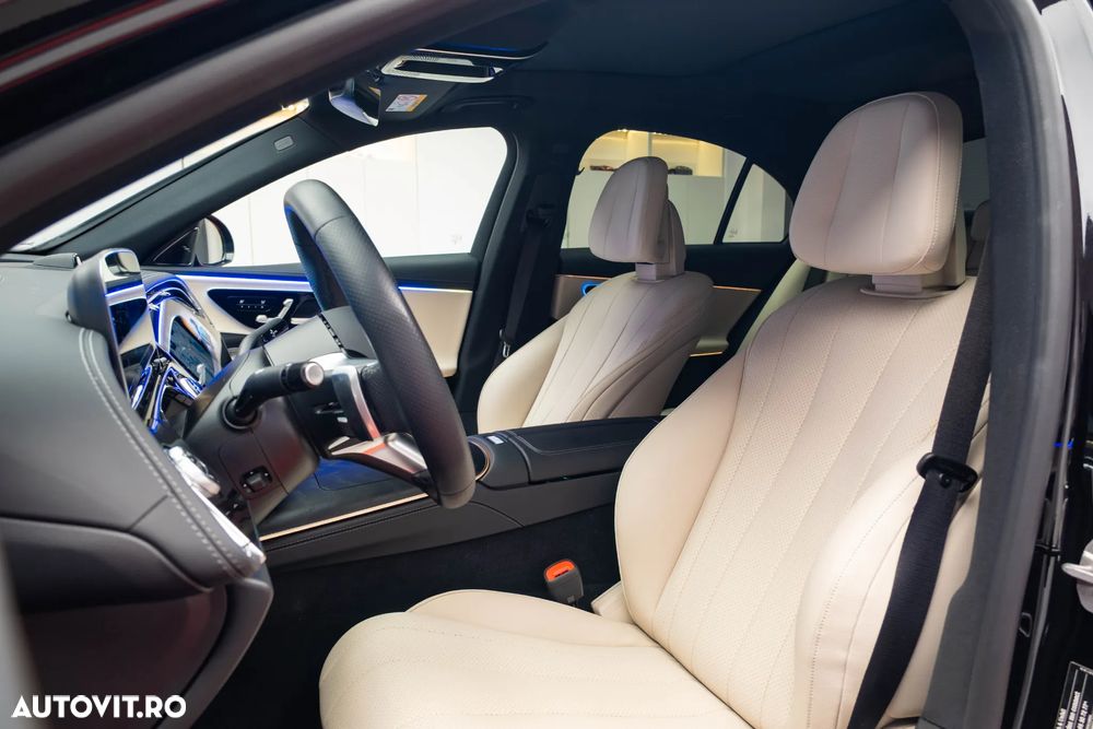 Mercedes-Benz E 220 d 4Matic 9G-TRONIC Edition AMG Line - 16