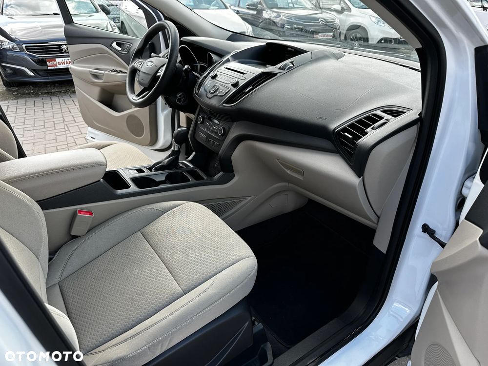 Ford Escape 2.0 EcoBoost AWD Titanium - 25