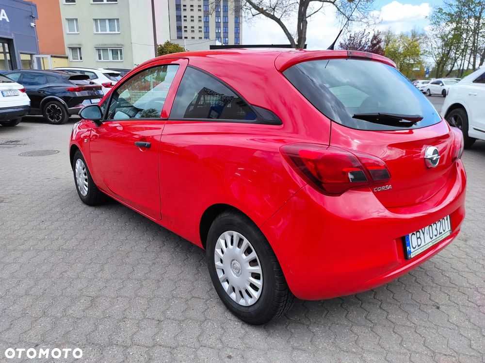 Opel Corsa 1.4 Essentia - 3