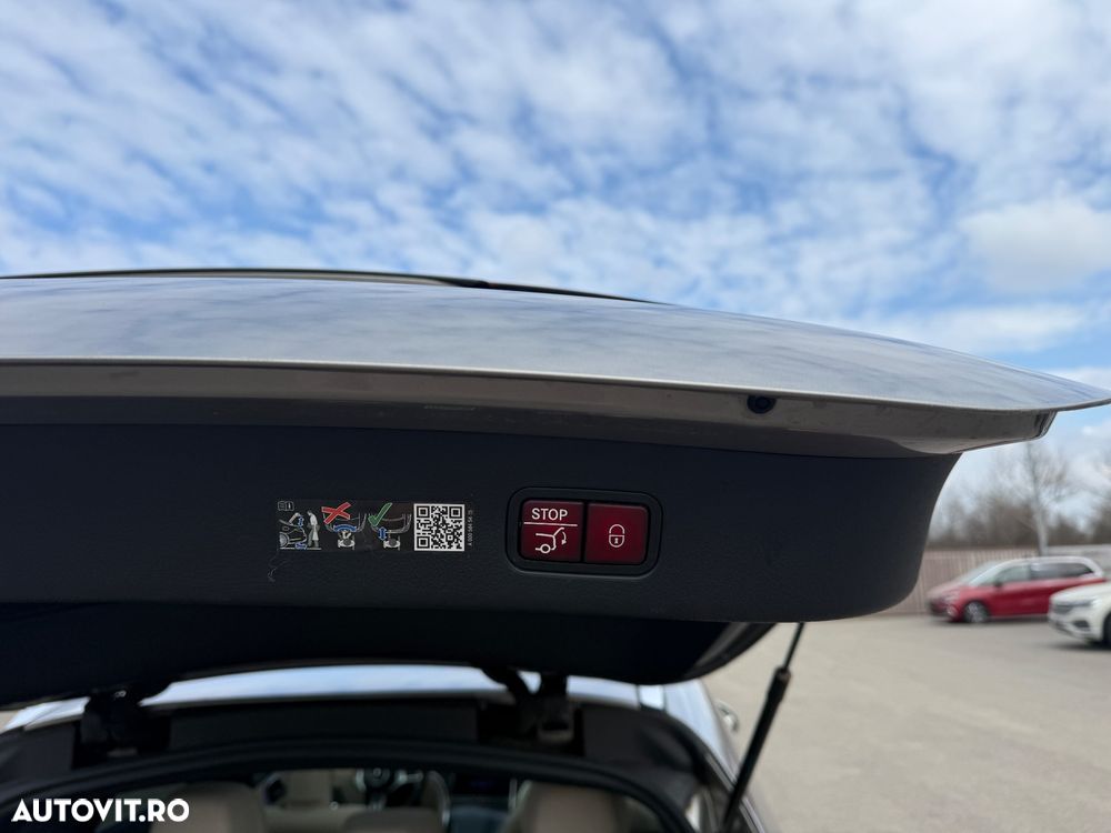 Mercedes-Benz GLC - 24