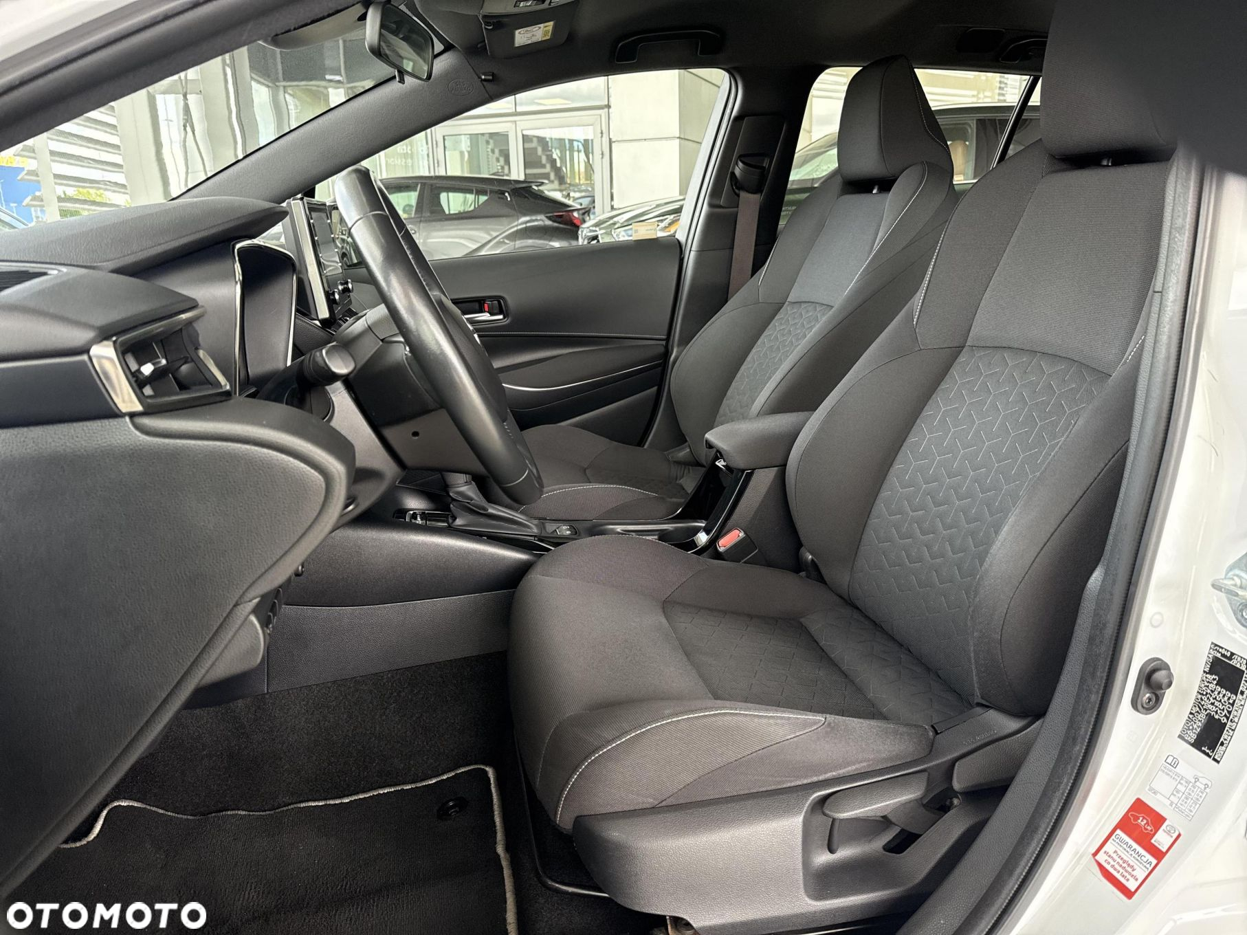 Toyota Corolla 1.8 Hybrid Comfort - 15