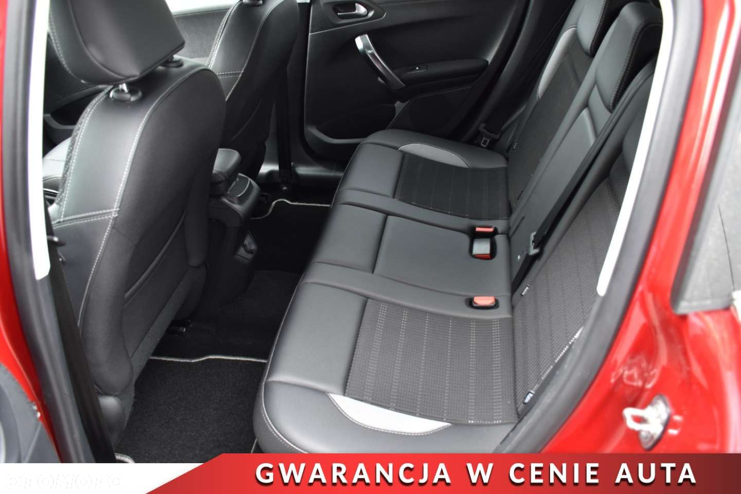 Peugeot 2008 - 11