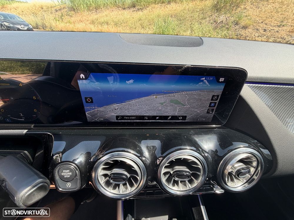 Mercedes-Benz GLA 180 d AMG Line - 21