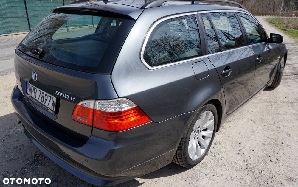 BMW Seria 5 520d - 6