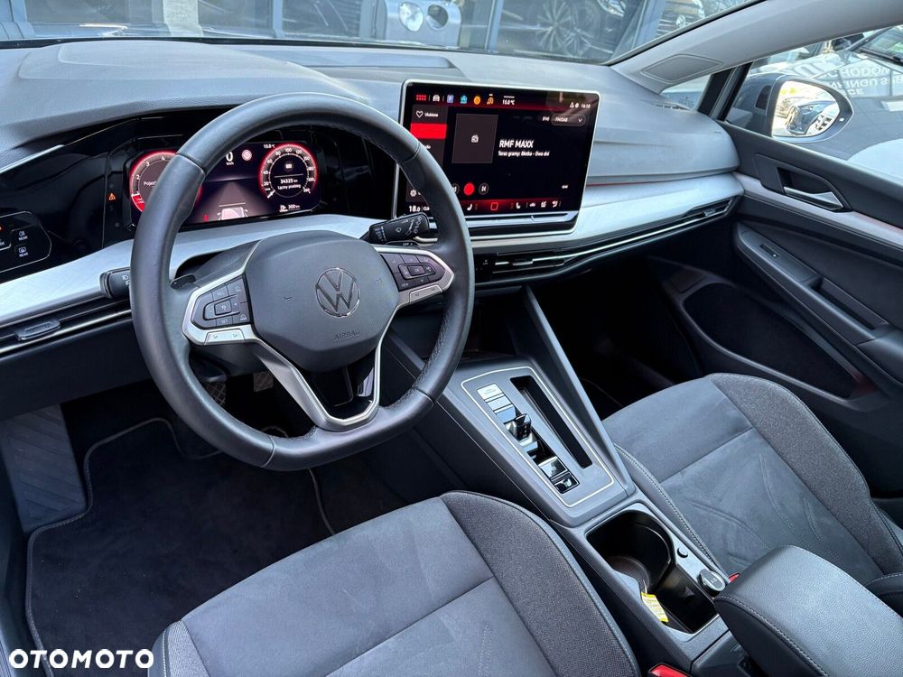 Volkswagen Golf - 12