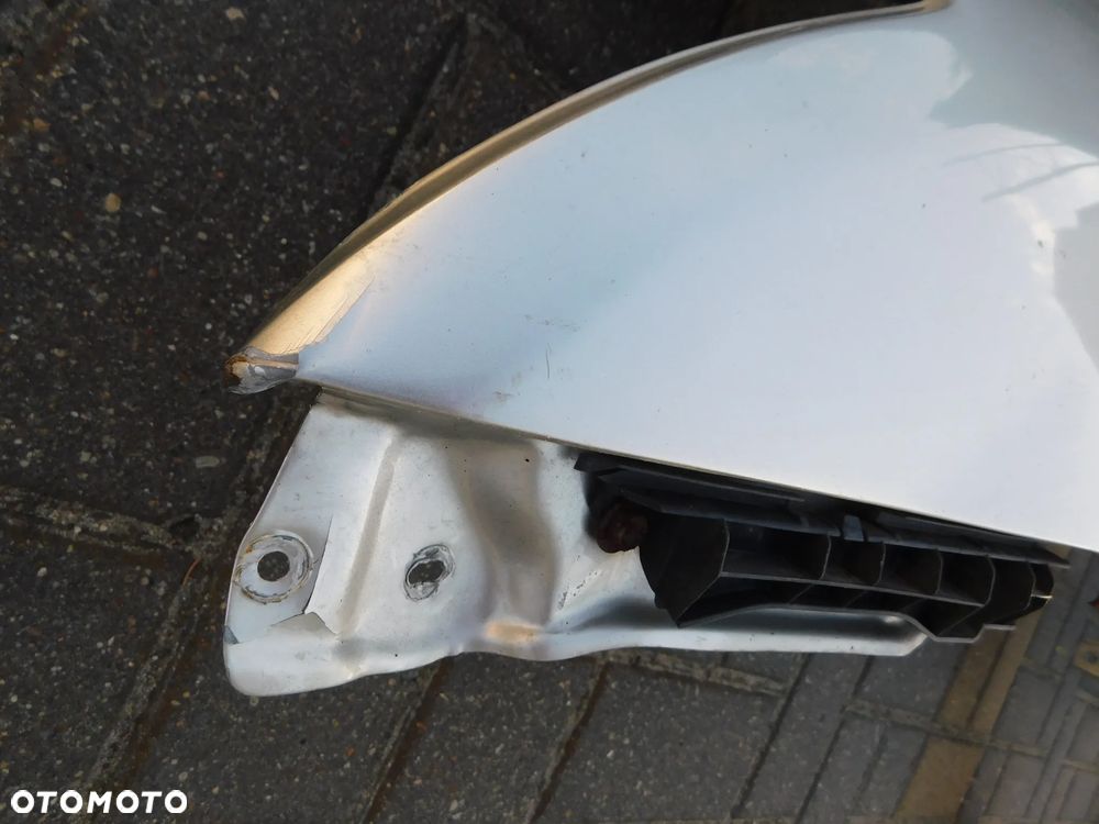 błotnik lewy przód TOYOTA COROLLA E12 HB  EU 1C0 - 3