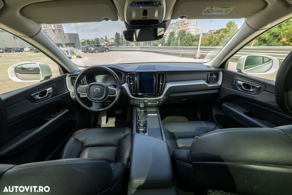 Volvo XC 60 D4 AWD Momentum - 13