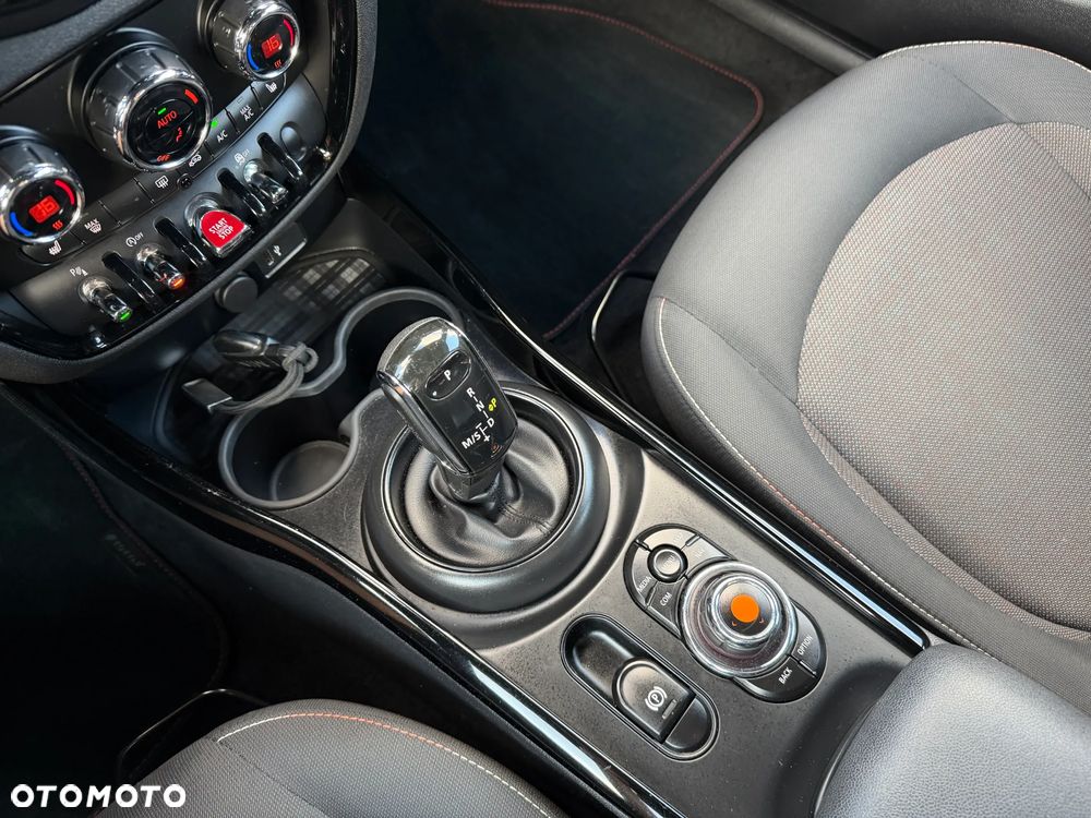 MINI Clubman Cooper - 36