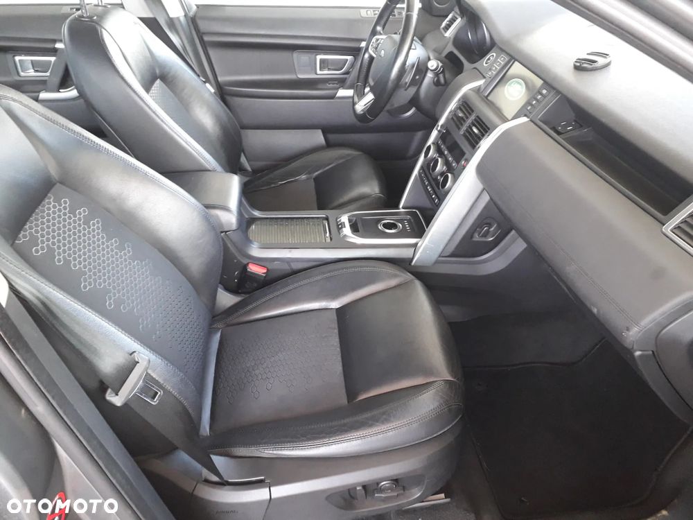 Land Rover Discovery Sport 2.0 Si4 HSE Luxury - 29