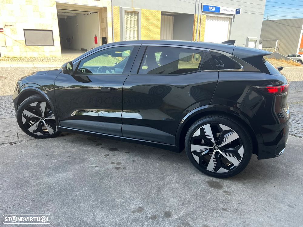 Renault Mégane E-Tech 220 Comfort Range Iconic - 26