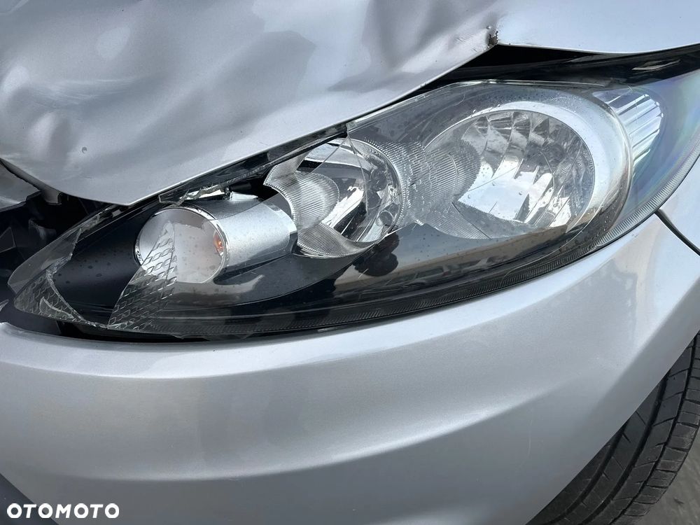 Ford Fiesta ver-1-5-tdci-trend - 9