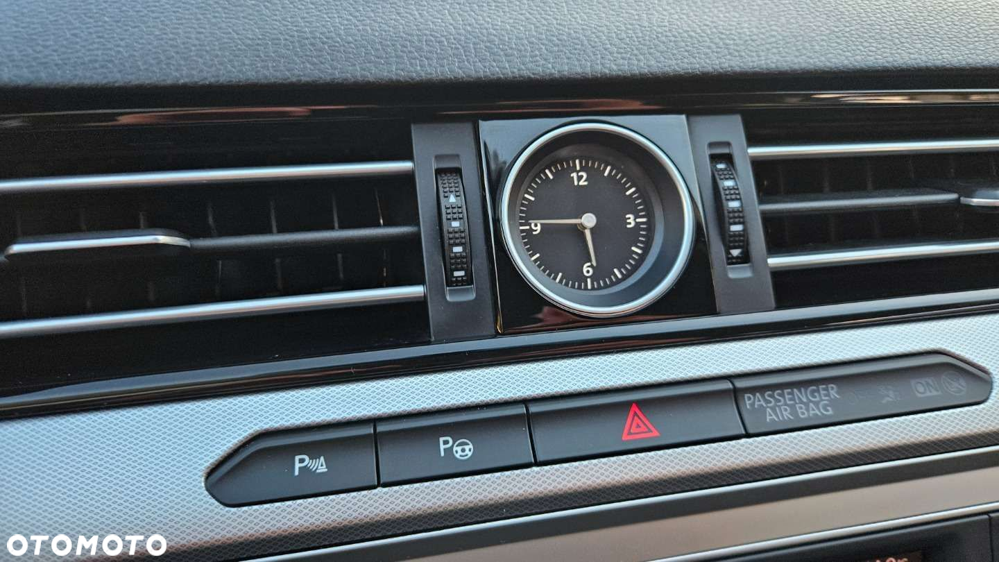 Volkswagen Passat Variant 2.0 TDI SCR Trendline - 33
